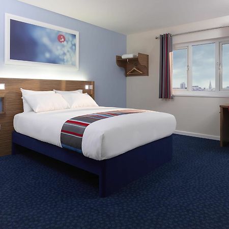 Travelodge Bristol Central Anchor Road Εξωτερικό φωτογραφία