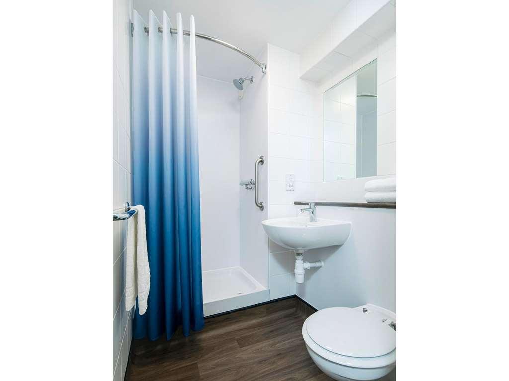 Travelodge Bristol Central Anchor Road Δωμάτιο φωτογραφία