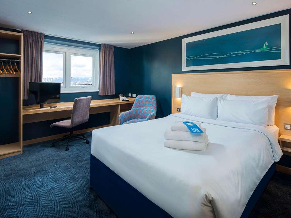 Travelodge Bristol Central Anchor Road Δωμάτιο φωτογραφία