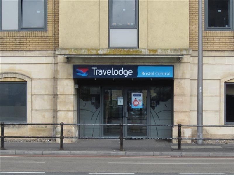 Travelodge Bristol Central Anchor Road Εξωτερικό φωτογραφία