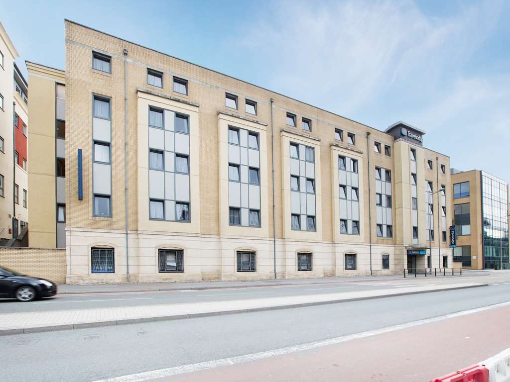 Travelodge Bristol Central Anchor Road Εξωτερικό φωτογραφία