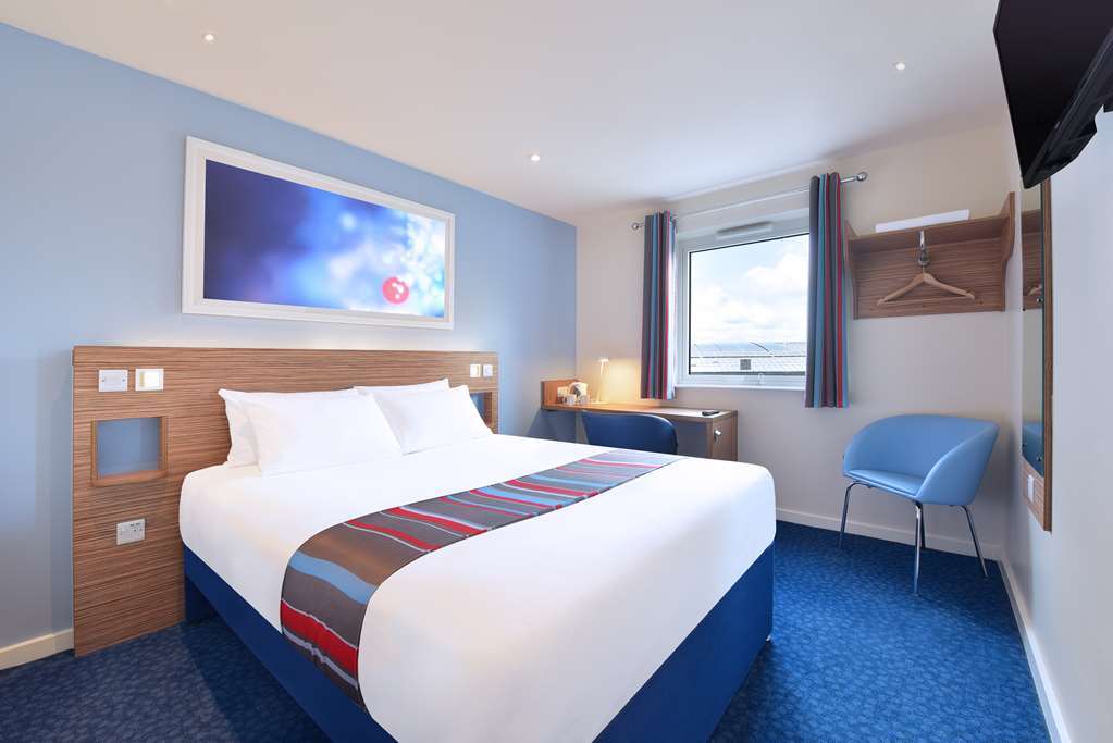 Travelodge Bristol Central Anchor Road Δωμάτιο φωτογραφία